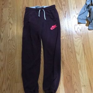 Nike women’s sweatpants